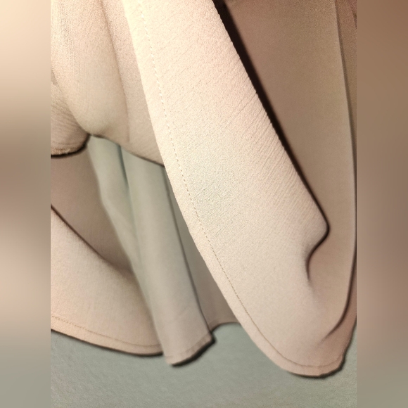 🫚EUC Wishlist Ruffle Camisole in Ginger Size Medium🫚 - Picture 6 of 9